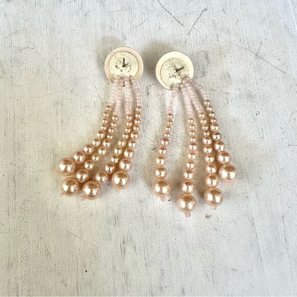 Faux pink pearl long post earrings - Picture 5 of 8